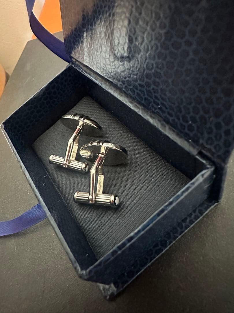 Montblanc カフリンクス 黒 モンブラン　オニキス