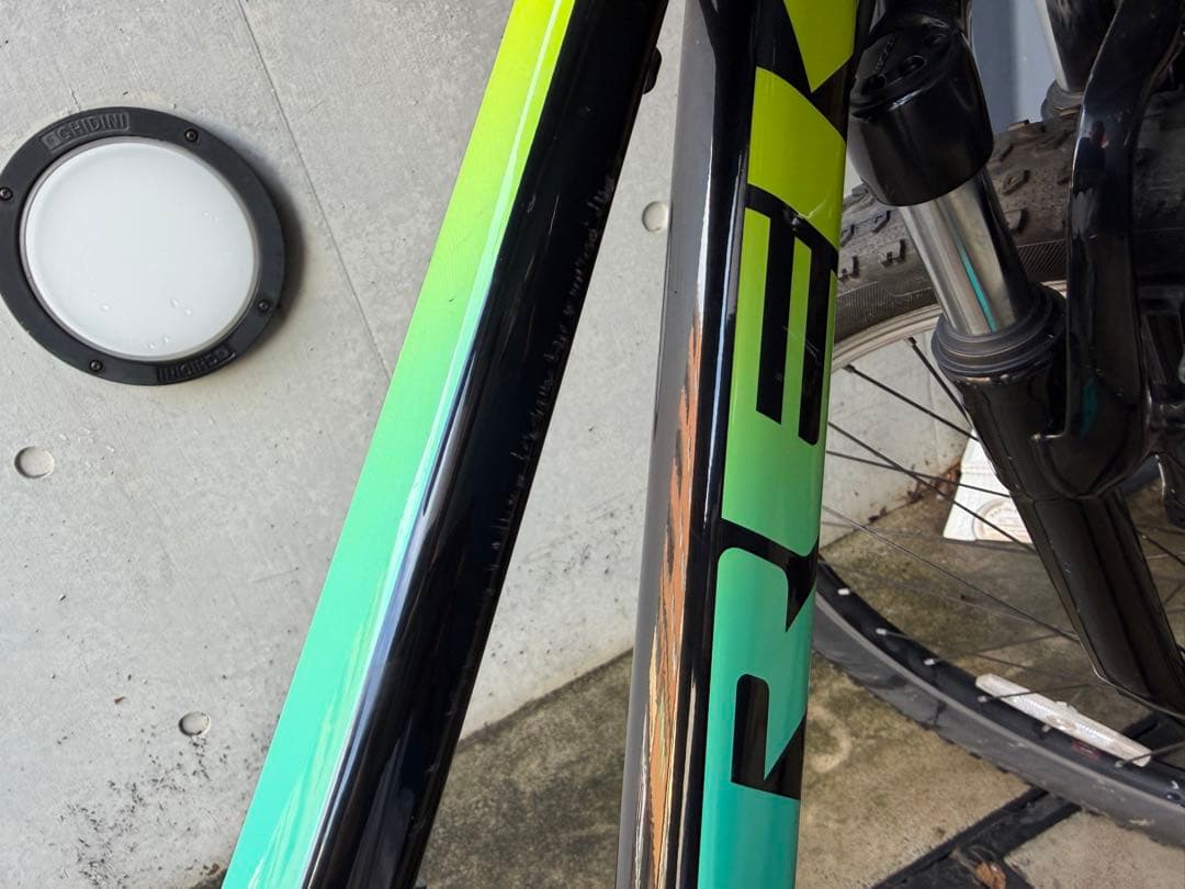 TREK トレック　24インチ マウンテンバイク ジュニア　女性