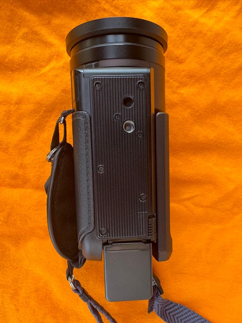 ４KビデオカメラPanasonic HC-VX1 M-T ➕SD１２８GB他