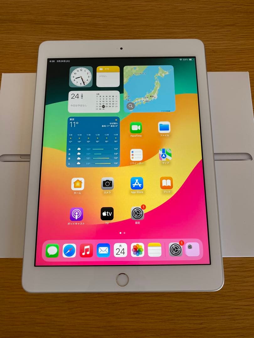 iPad 第6世代 128GB 未使用に近い　充電14回　iPad本体　充電器付