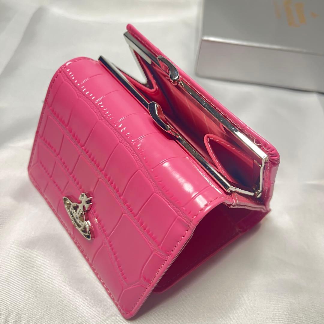 新品 Vivienne Westwood ピンク クロコダイル柄 三つ折り財布