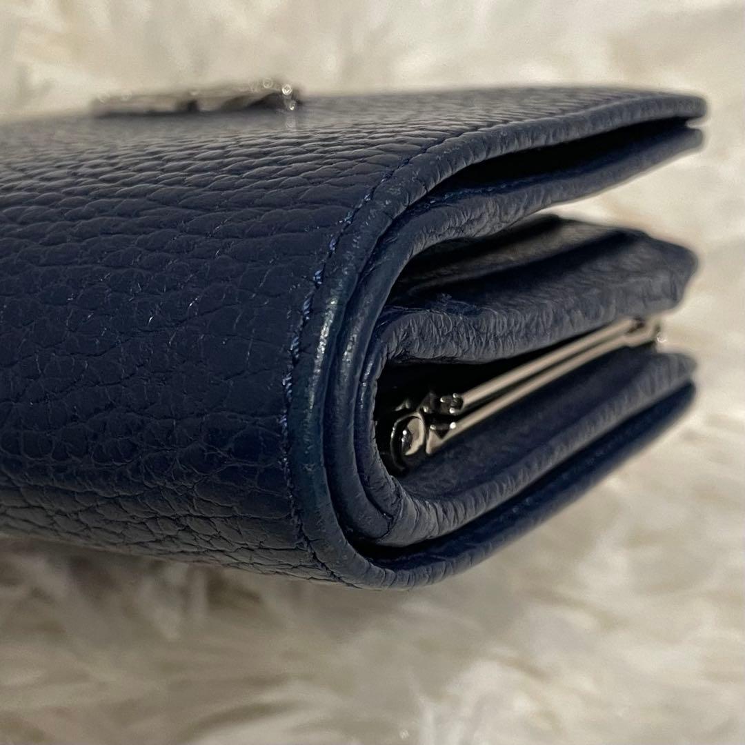美品 ヴィヴィアンウエストウッド 二つ折り財布 シボ革 がま口 ネイビー 箱付き