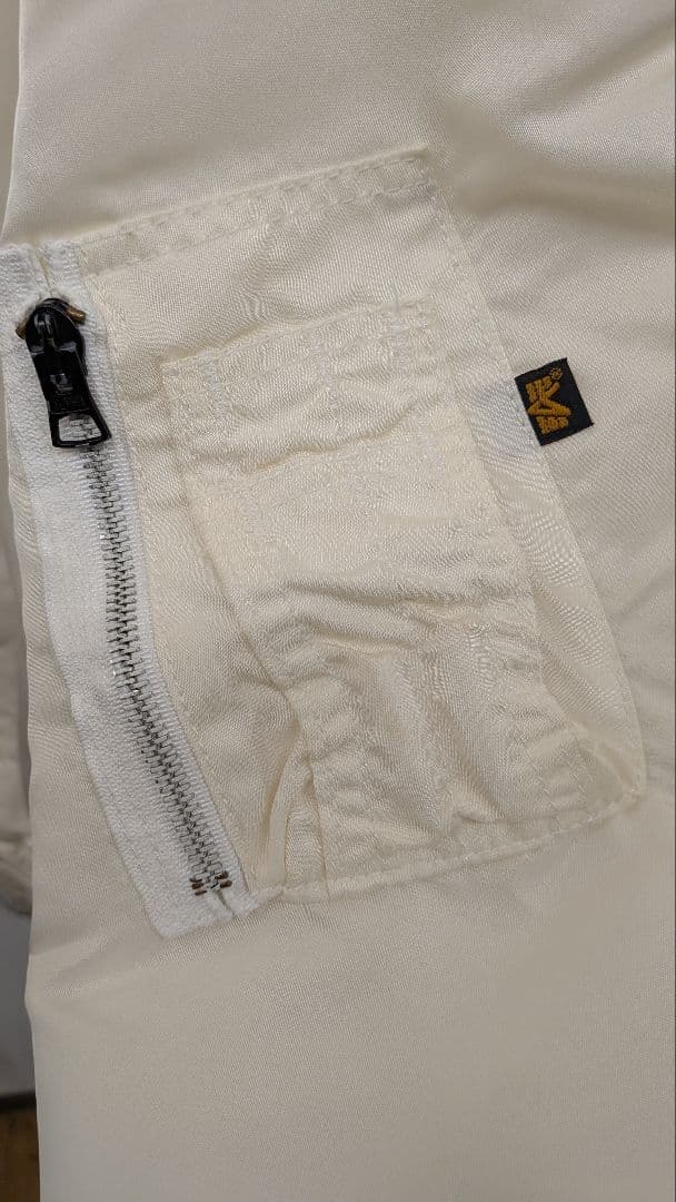 90's ALPHA MA-1 ホワイト made in U.S.A