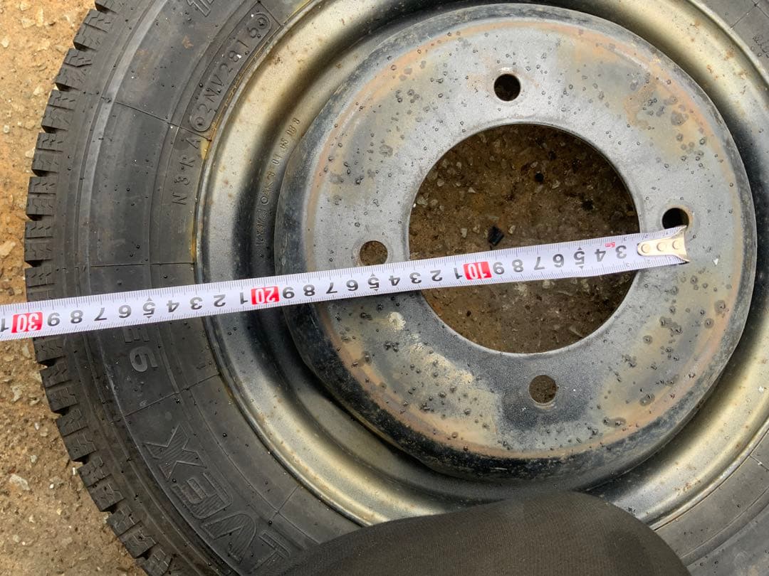 別途送料1500 ボンゴ　スチールホイール　タイヤ　145/80r12