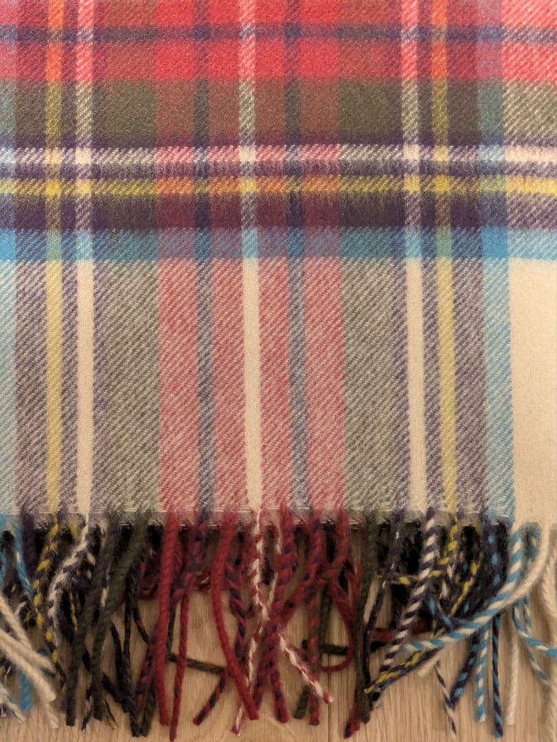 週末限定セール　Johnstons of Elgin Cashmere　ストール