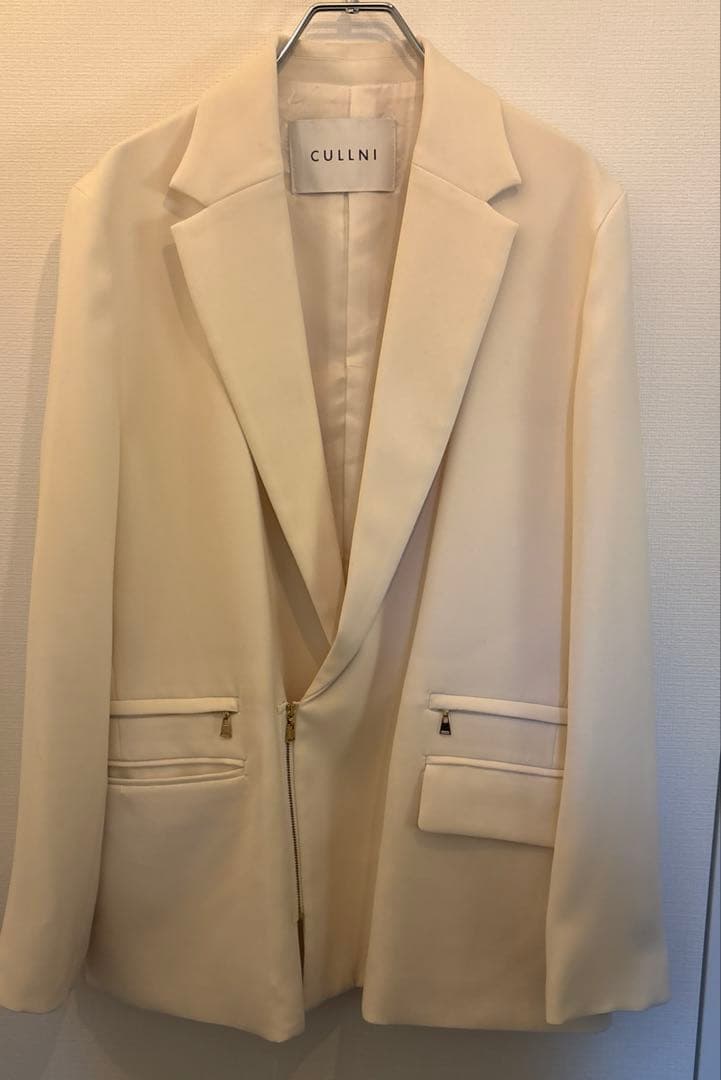 CULLNI STUDIOUS別注 ZIP セットアップ　白