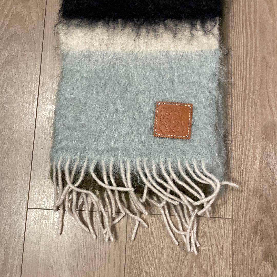 マ*ン様 LOEWE モヘア アナグラム レザーパッチ ブラック オリーブ ブル