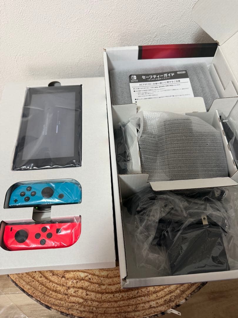 Nintendo Switch ニンテンドースイッチ本体　ネオン③
