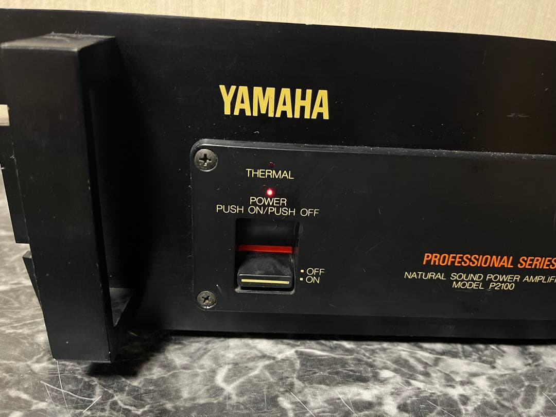YAMAHA P2100 パワーアンプ 音響機器 動作未確認なためジャンク品
