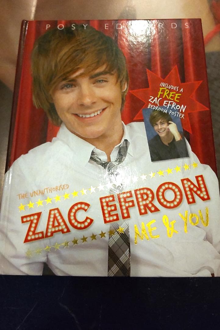 ザックエフロン　ポスター　洋書　写真集　Zac Efron　傷あり