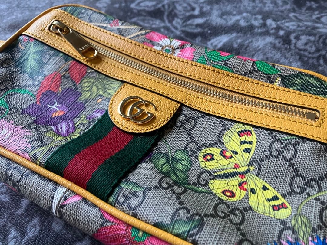 ☺*❤様 GUCCI フローラ柄ボディバッグ