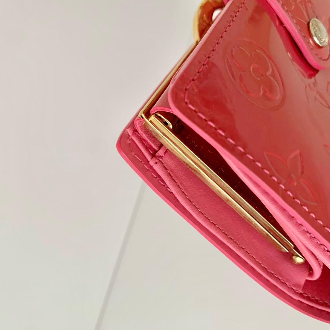 【ルイヴィトン】ヴィエノワ　ヴェルニ　ピンク　フランボワーズ　新品　がま口