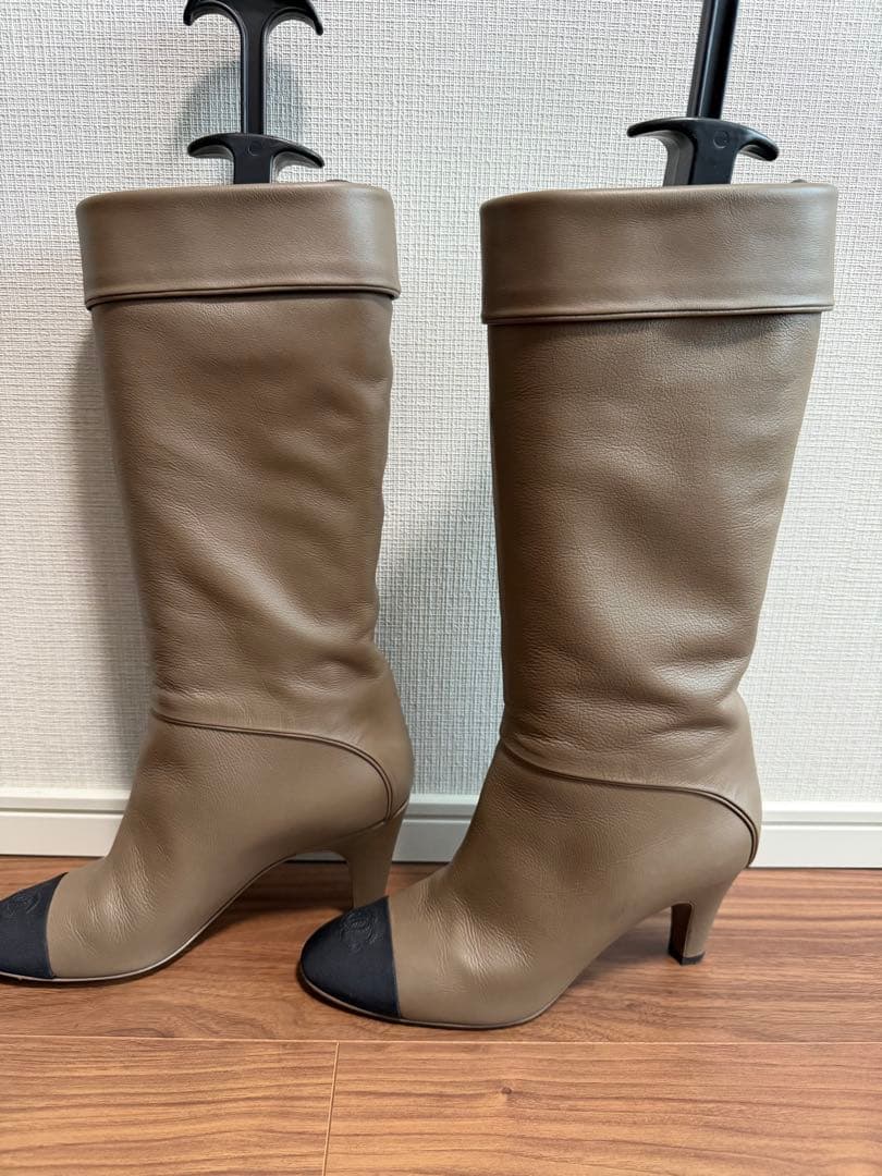 CHANELロングブーツ