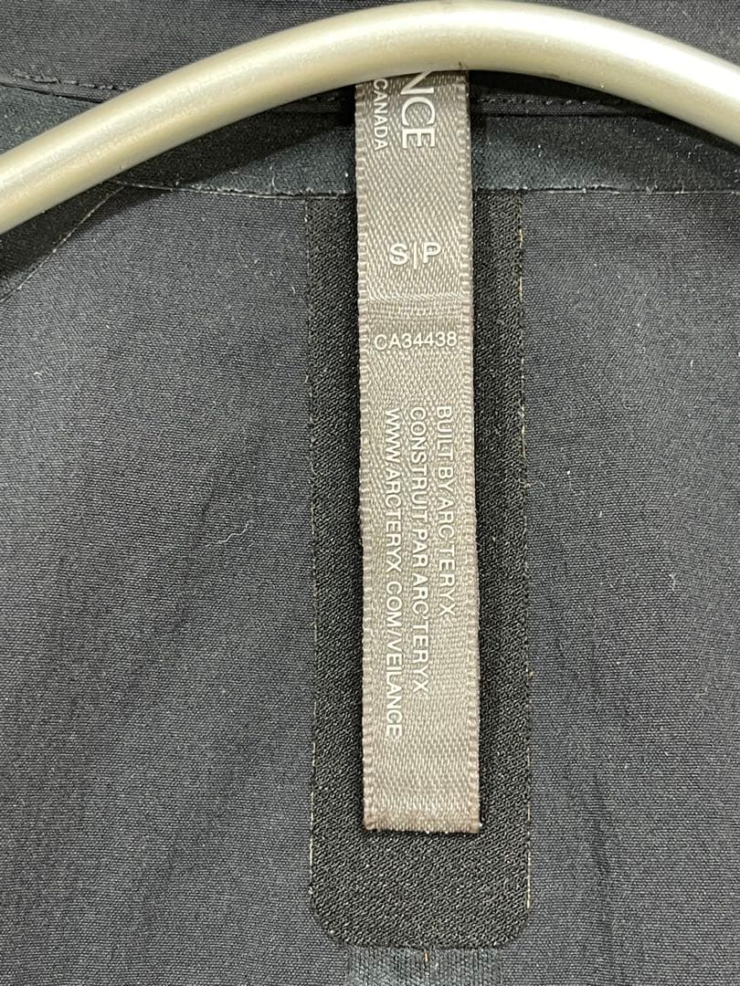 T*m様 691 カナダ製 ARCTERYX VEILANCE 15644 ドレ