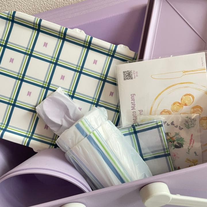 bts merch box  ピクニックバスケット 抜けなし