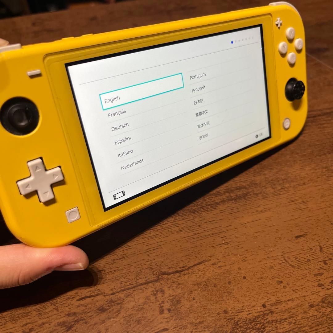 ジャンク品　Nintendo Switch Lite イエロー