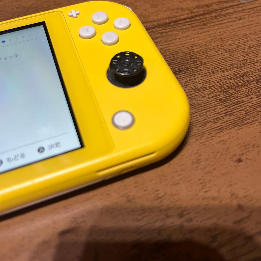 ジャンク品　Nintendo Switch Lite イエロー