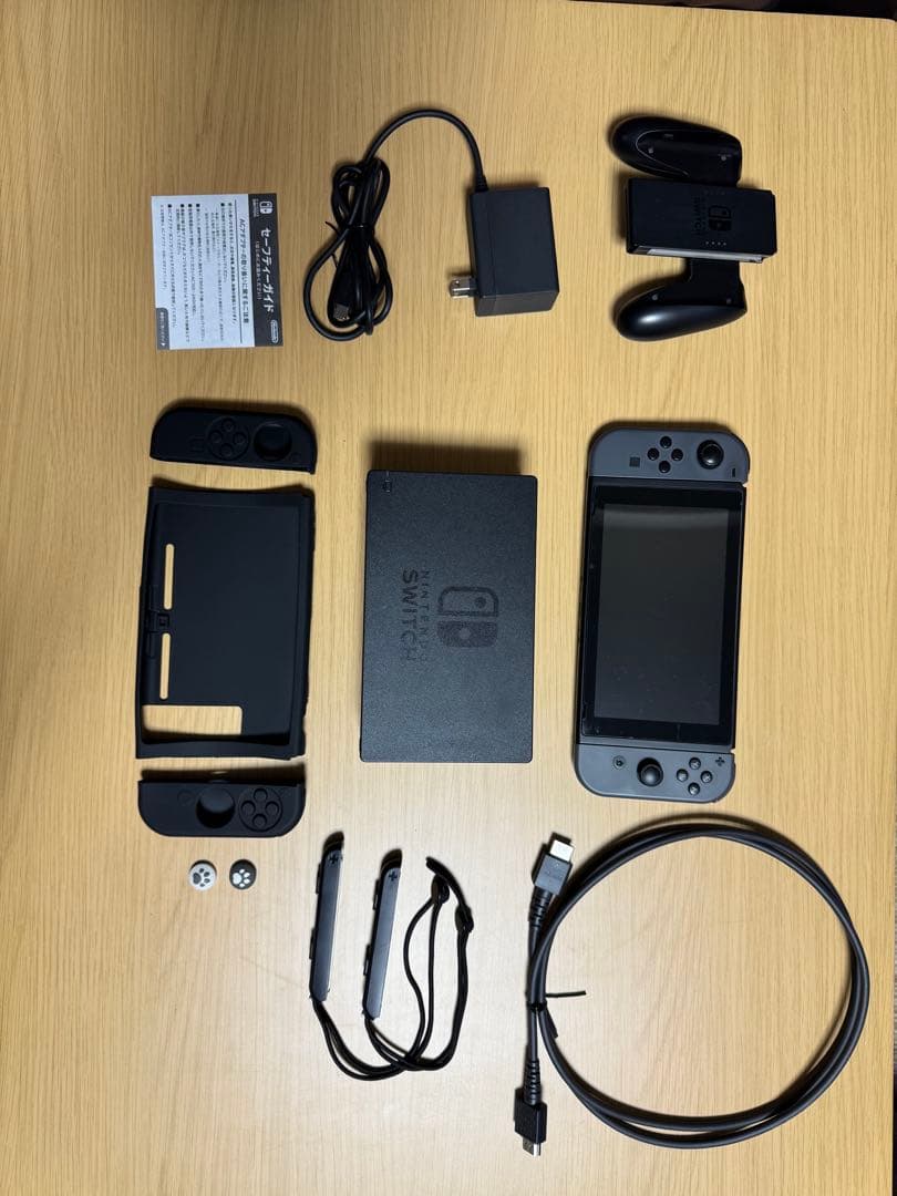 Nintendo Switch グレー 本体 バッテリー強化版　付属品付き