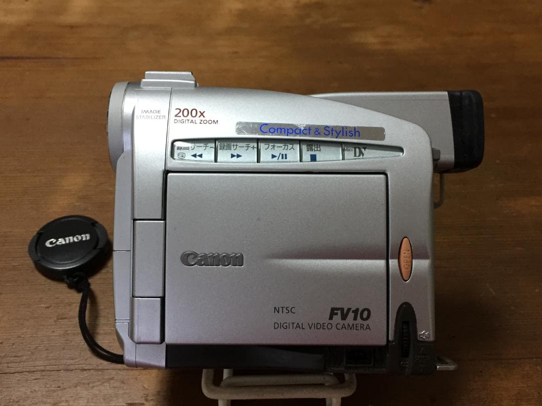 美品 撮影再生ダビングOK　Canon　DM-FV10　付属品あり　液晶綺麗