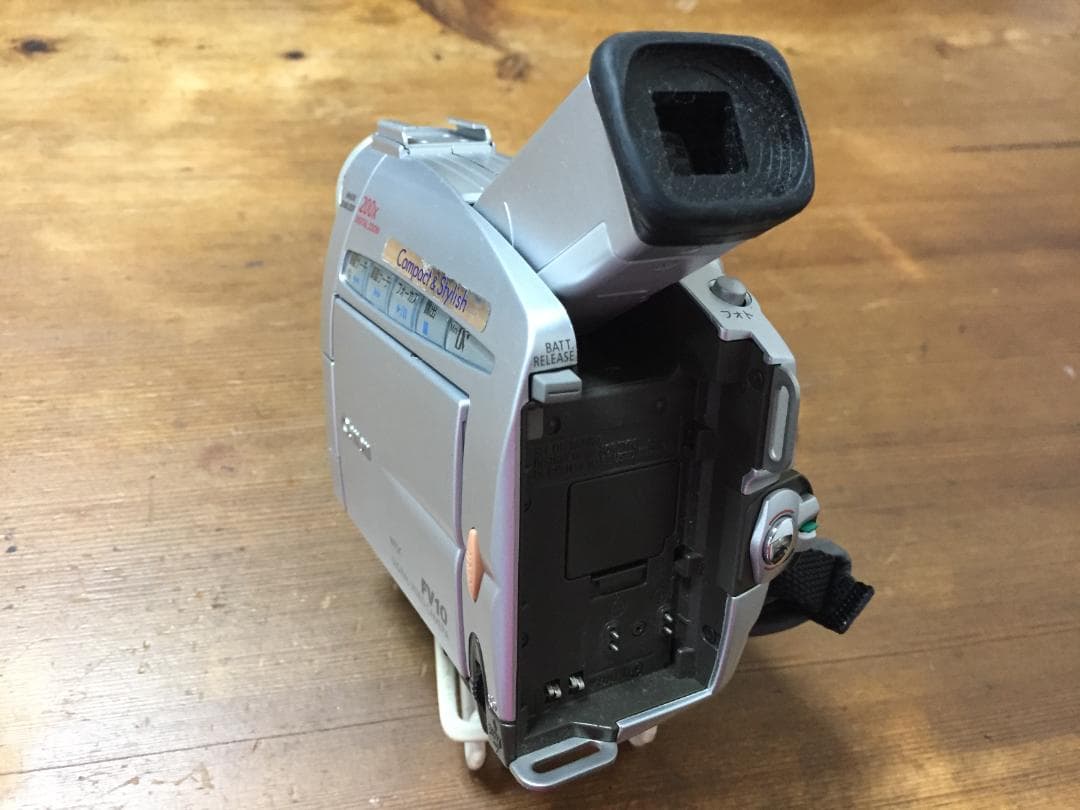 美品 撮影再生ダビングOK　Canon　DM-FV10　付属品あり　液晶綺麗