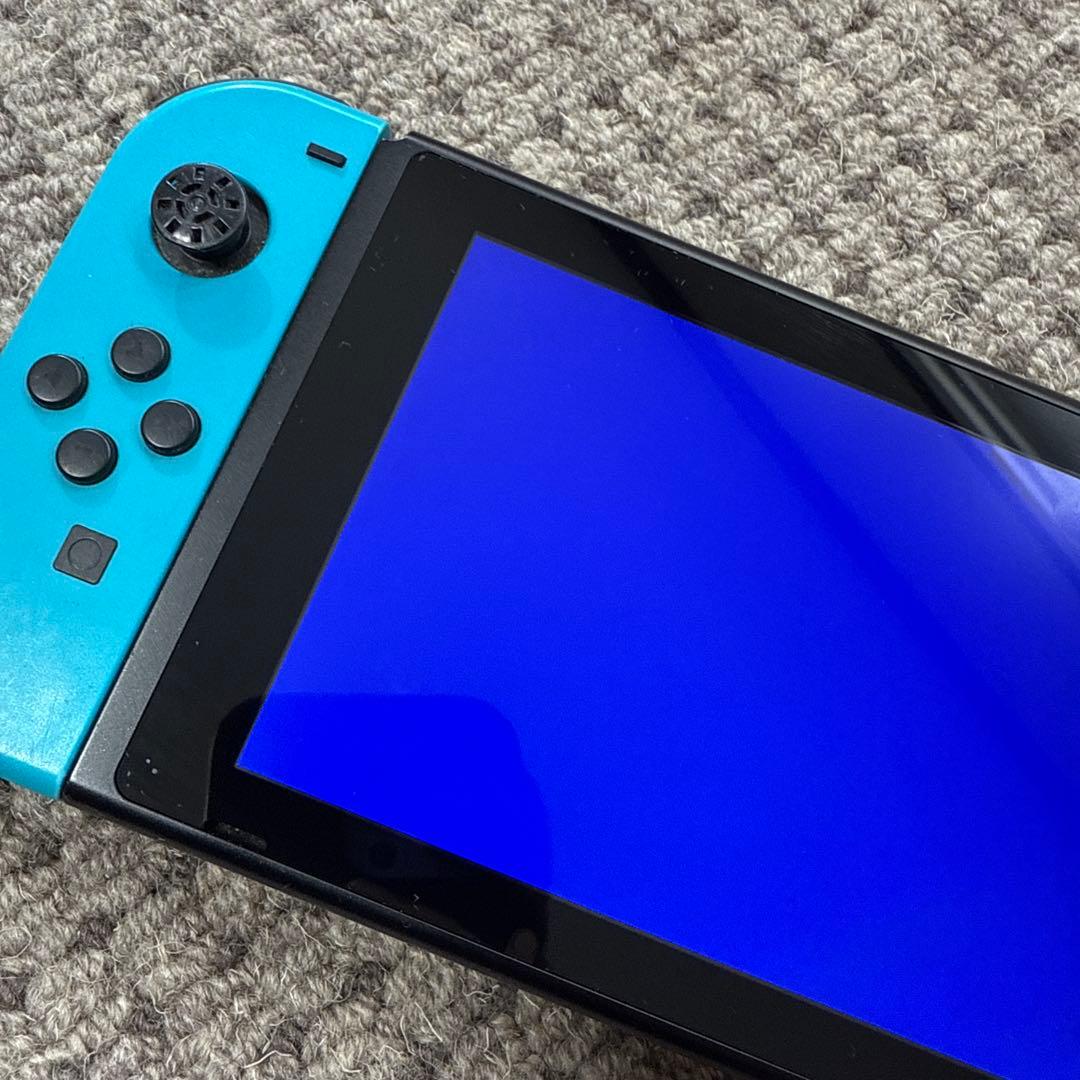 Nintendo Switch 本体とジョイコン2本　HAC-001