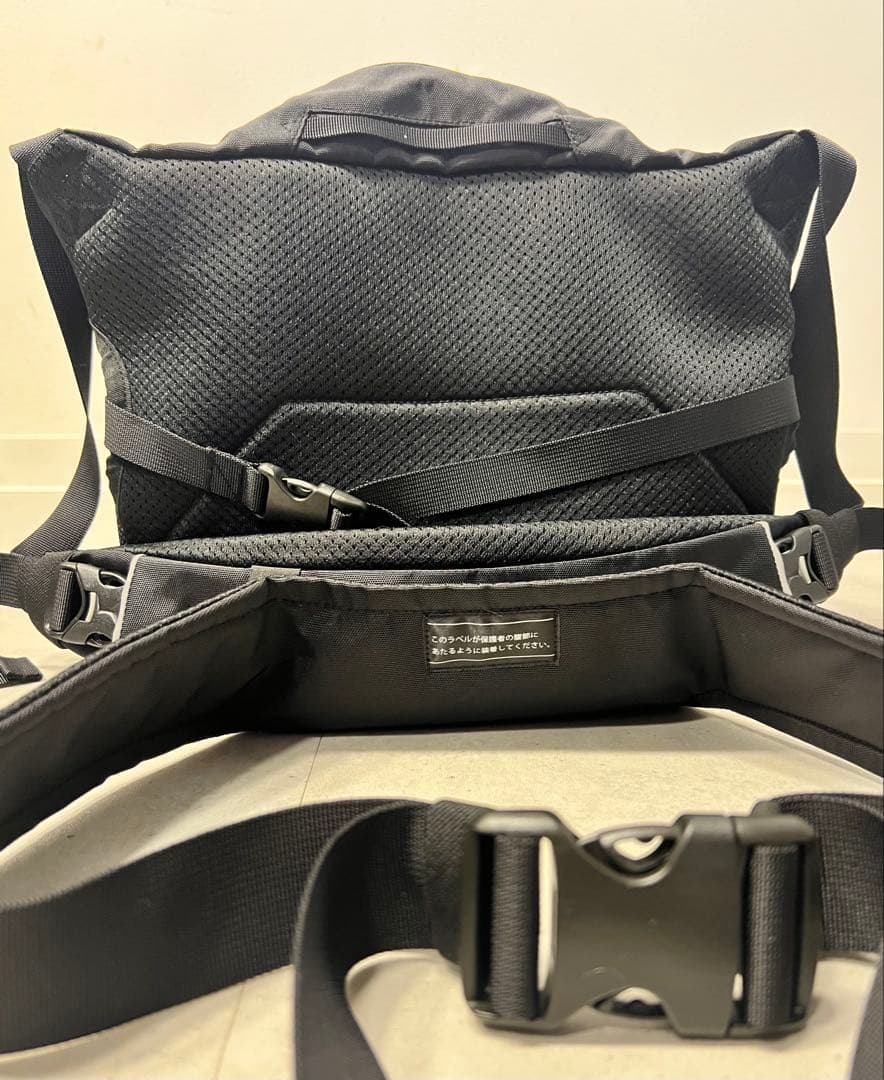 THE NORTH FACE ブラックベビースリングバッグ　抱っこ紐ショルダー
