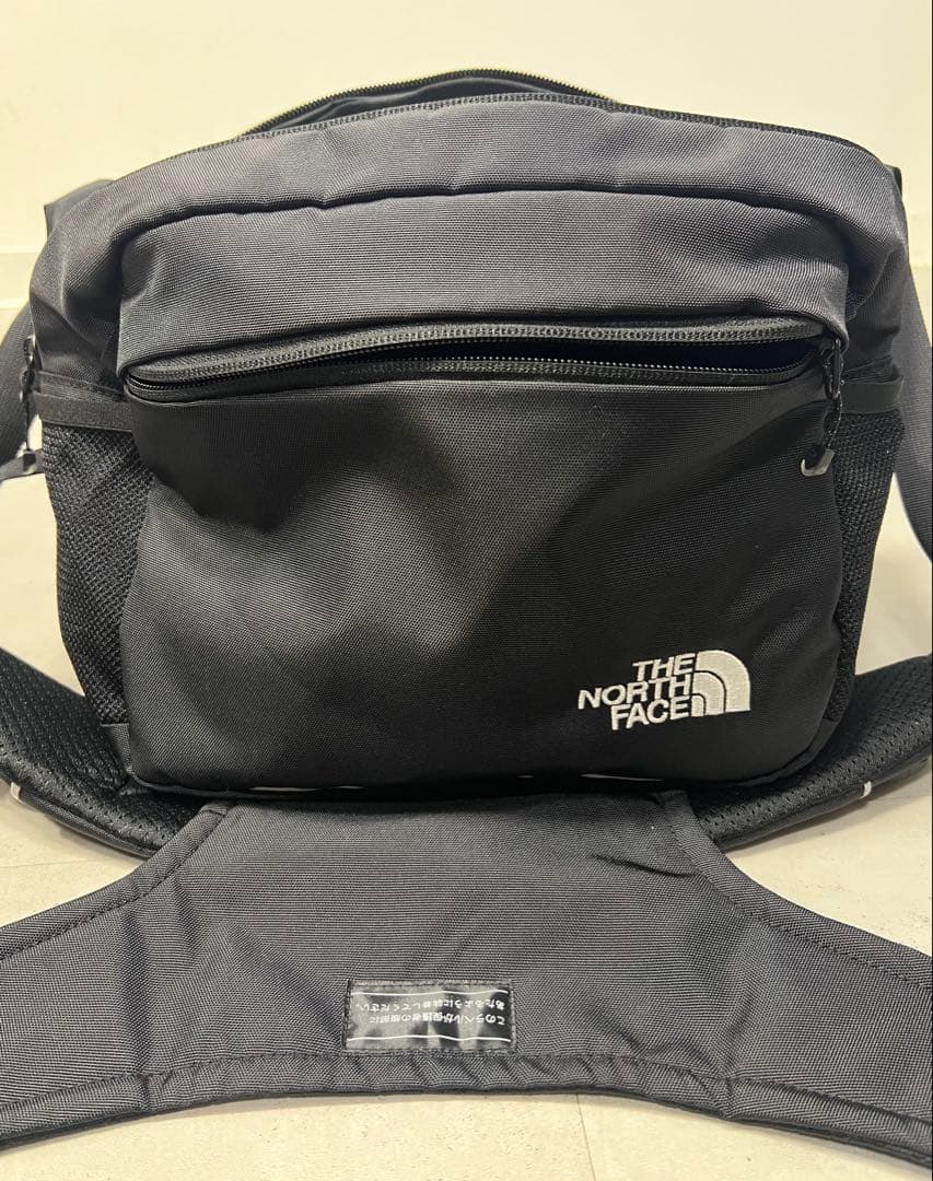 THE NORTH FACE ブラックベビースリングバッグ　抱っこ紐ショルダー