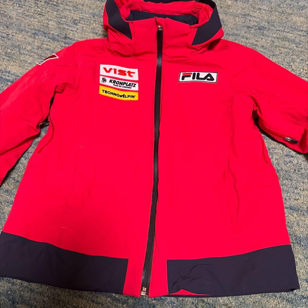 【美品】FILA 赤 スキーウェア フード付き　ITALIA 140cm