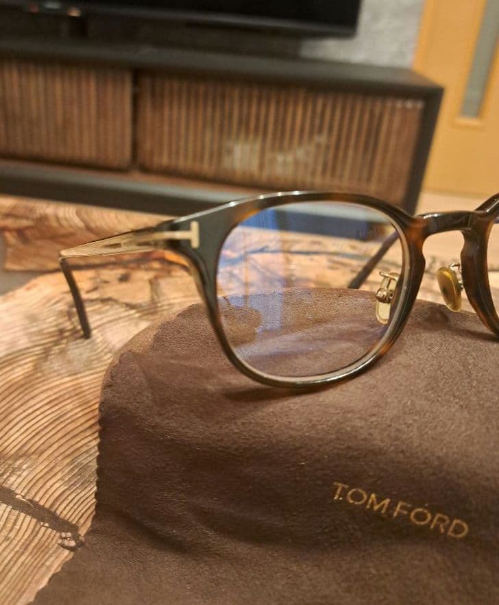 美品 TOM FORD 眼鏡 TF5725-D-B 052 トムフォード