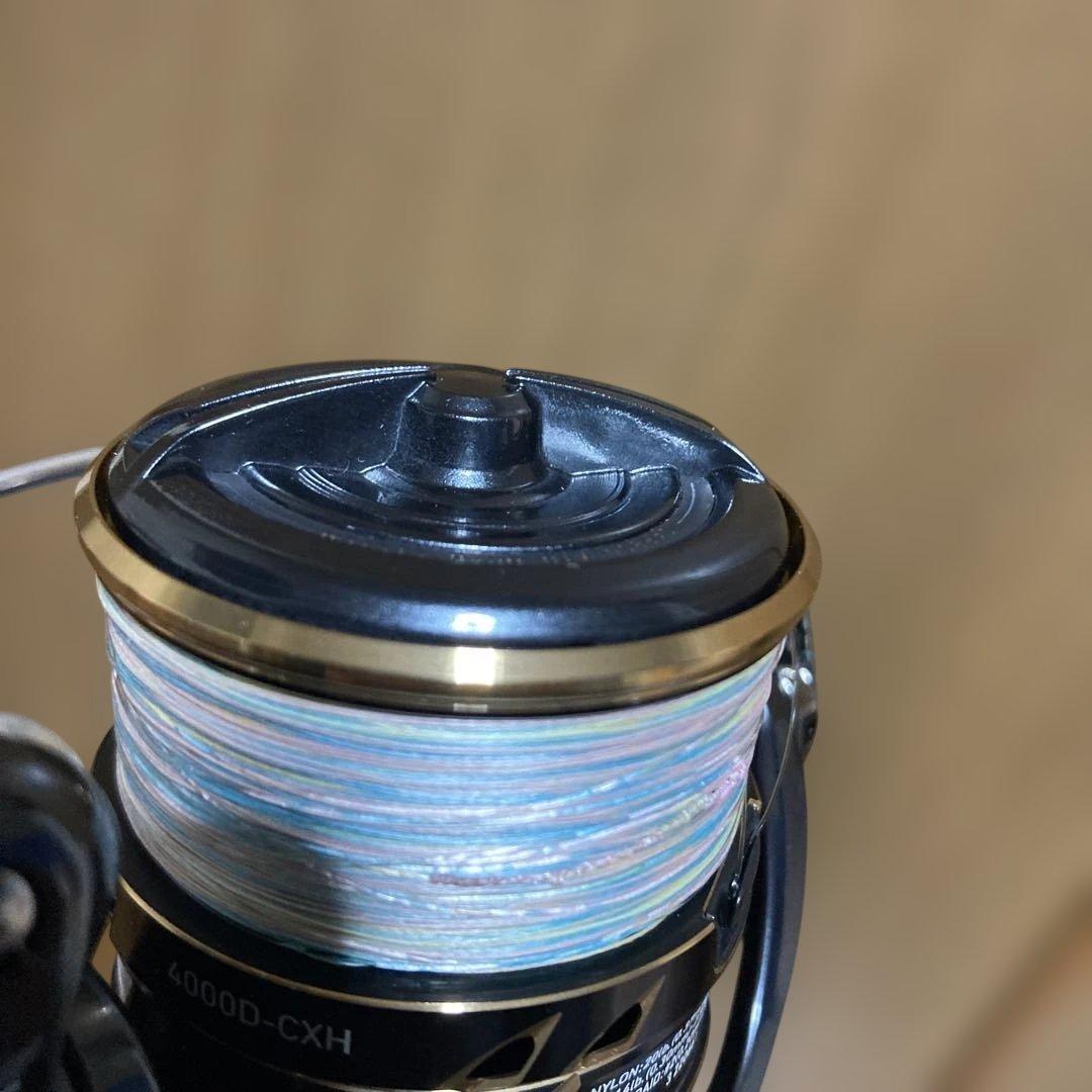 DAIWA 22CALDIA SW 4000-CXH スピニングリール
