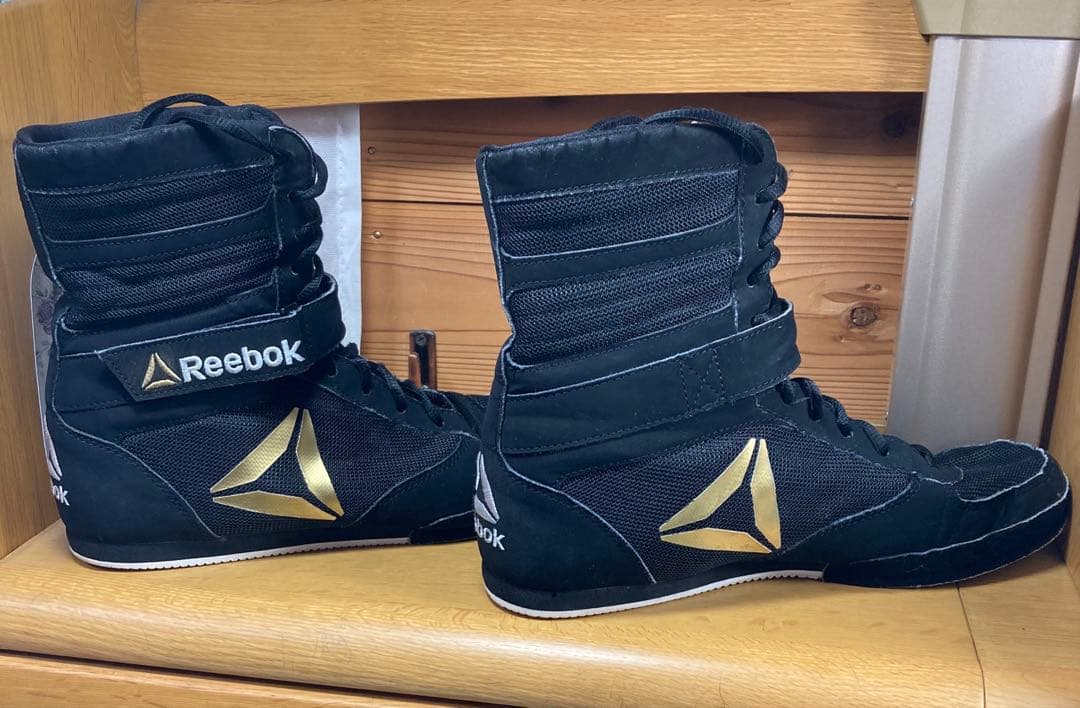 レア品 Reebok ボクシングシューズ ブラック/ゴールド 28cm