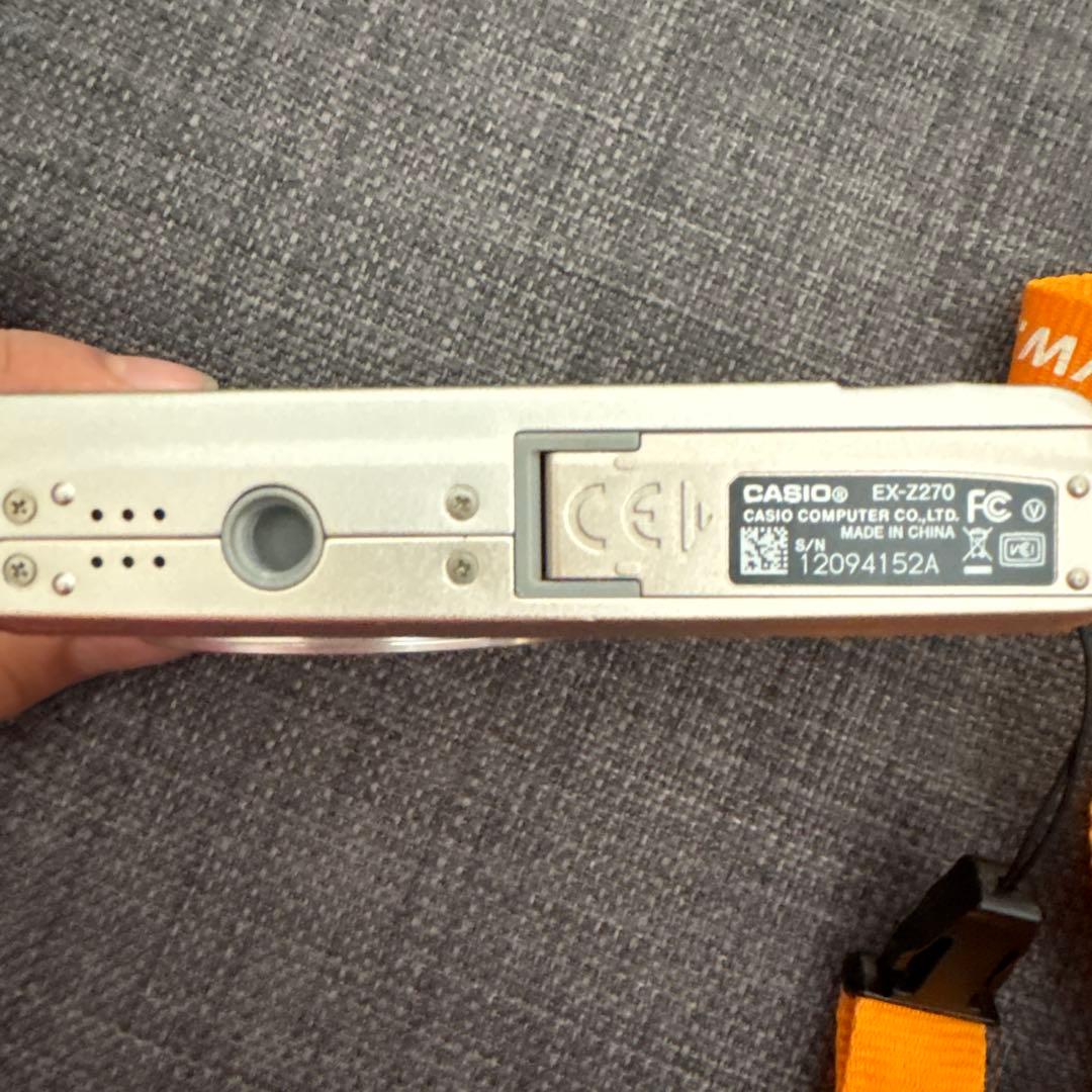ぶ*え様 CASIO EXILIM 10.1メガピクセル デジタルカメラ　EX-