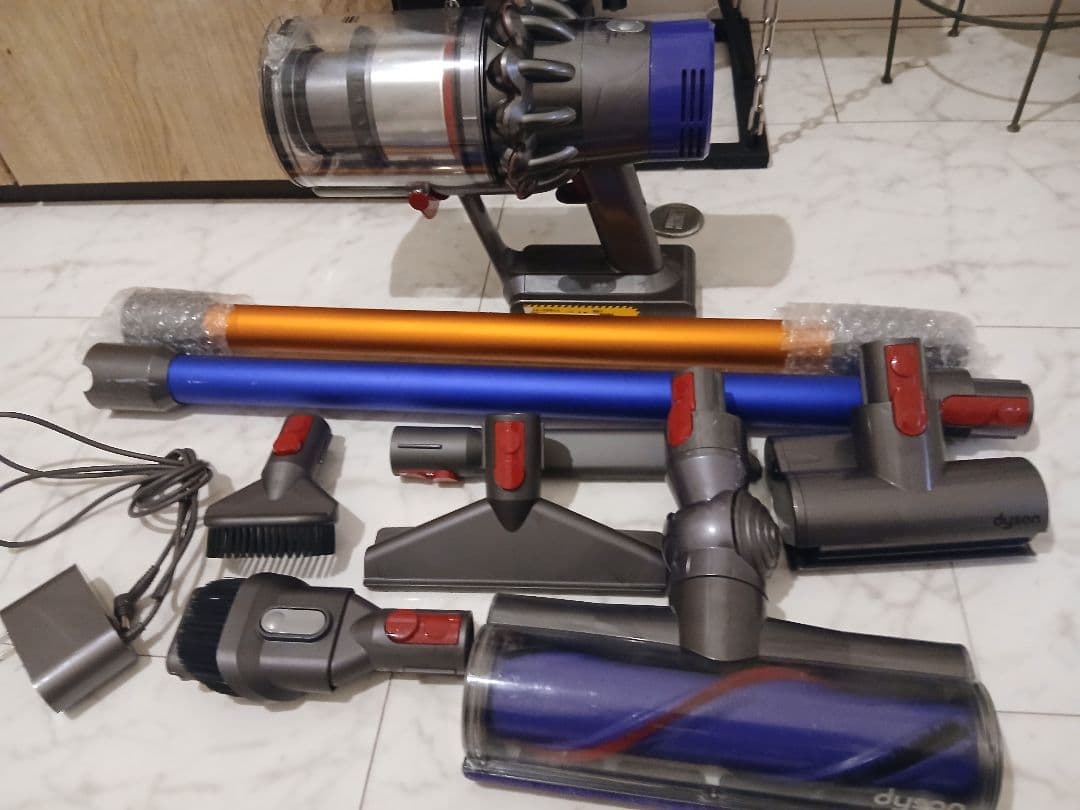 ゆ*き様 Dyson V10 SV12 動作品 パイプ2本 ダイレクトドライブ