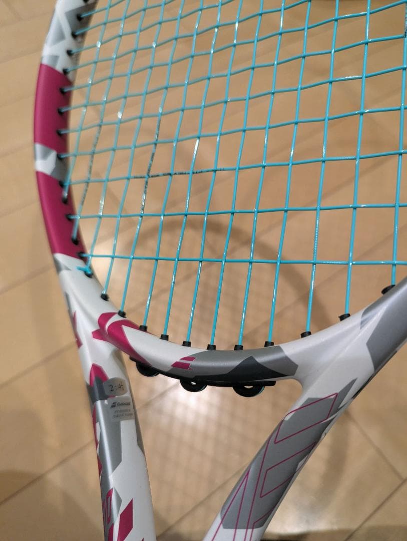 【美品】バボラ（BABOLAT）エボAero　ピンク【おまけつき】