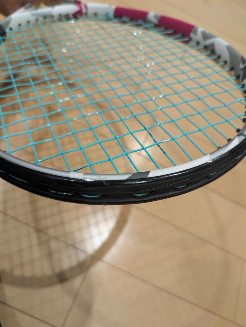 【美品】バボラ（BABOLAT）エボAero　ピンク【おまけつき】