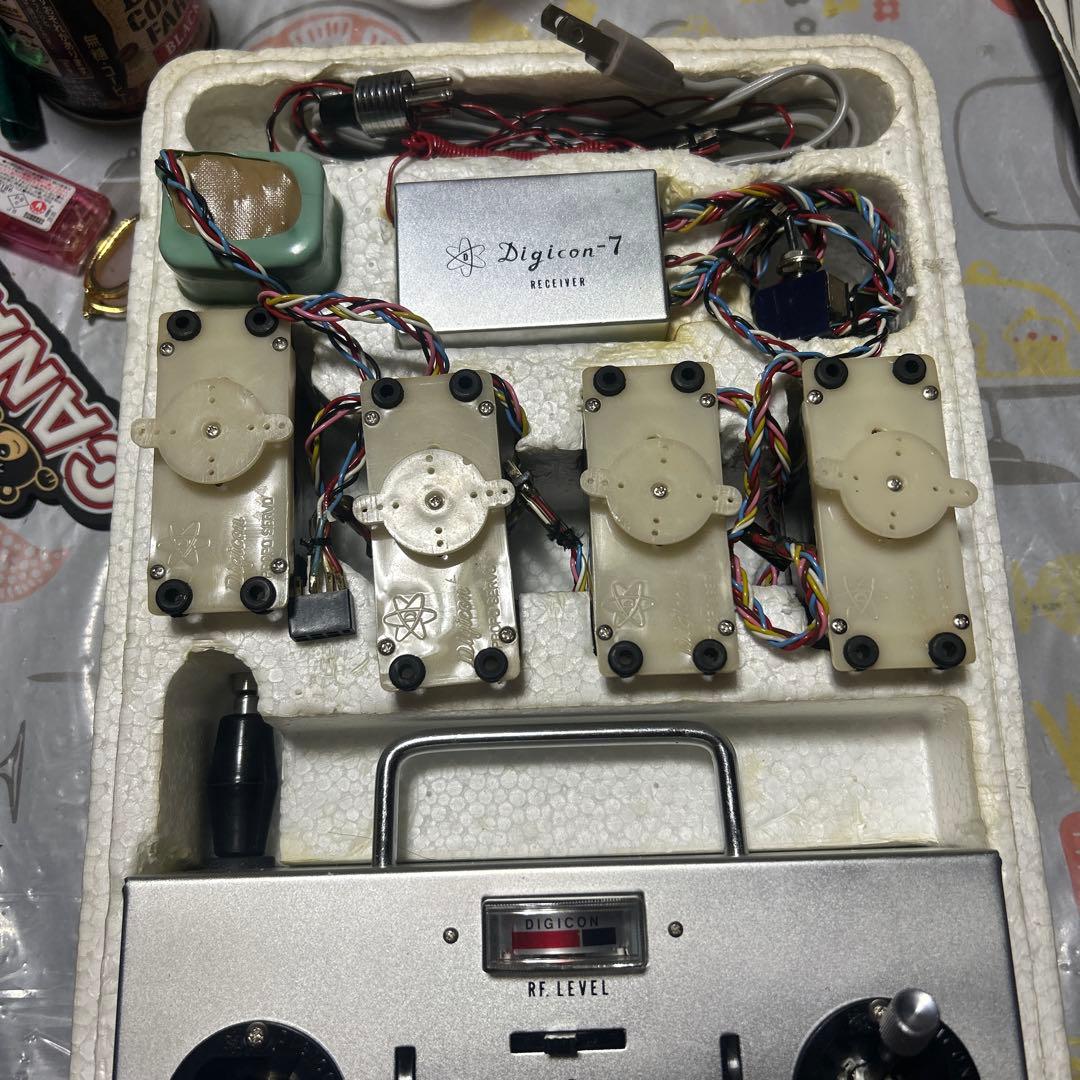 田*圃様 デジコン 受信機 サーボモーター プロポ　希少品　マニア必見　JAPA