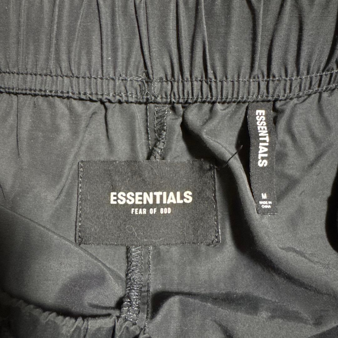 ESSENTIALS ナイロンパンツ M