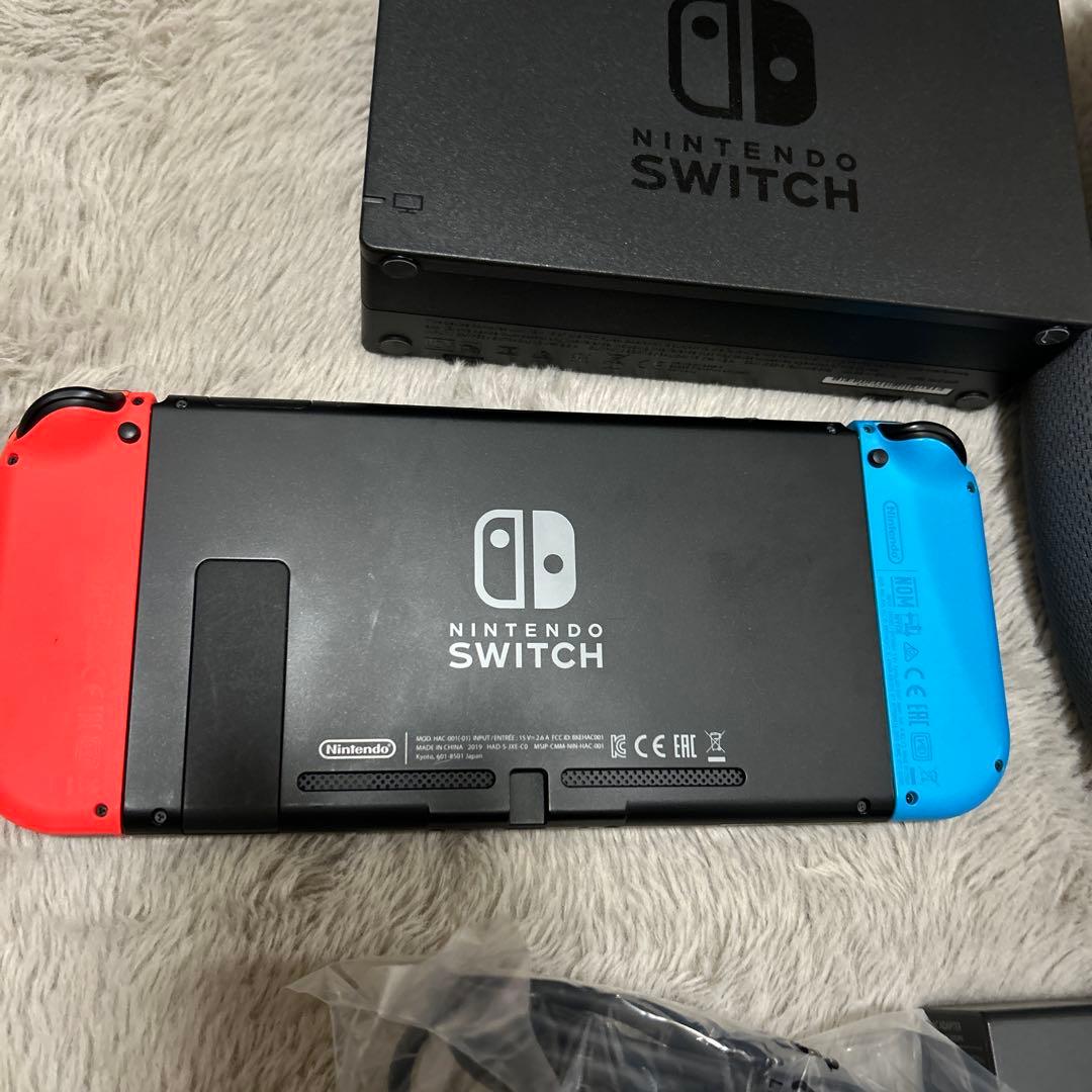 さ*く様 Nintendo Switch ネオンブルー/ネオンレッド 本体とソフ
