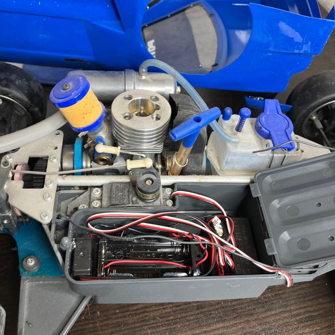 エンジンラジコンカー　動作未確認
