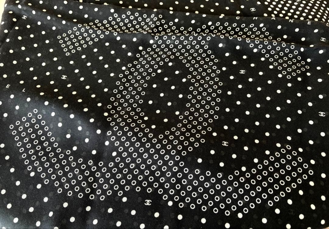 美品⭐︎ CHANEL ⭐︎2024(春夏)シャネル ドット柄 大判ストール