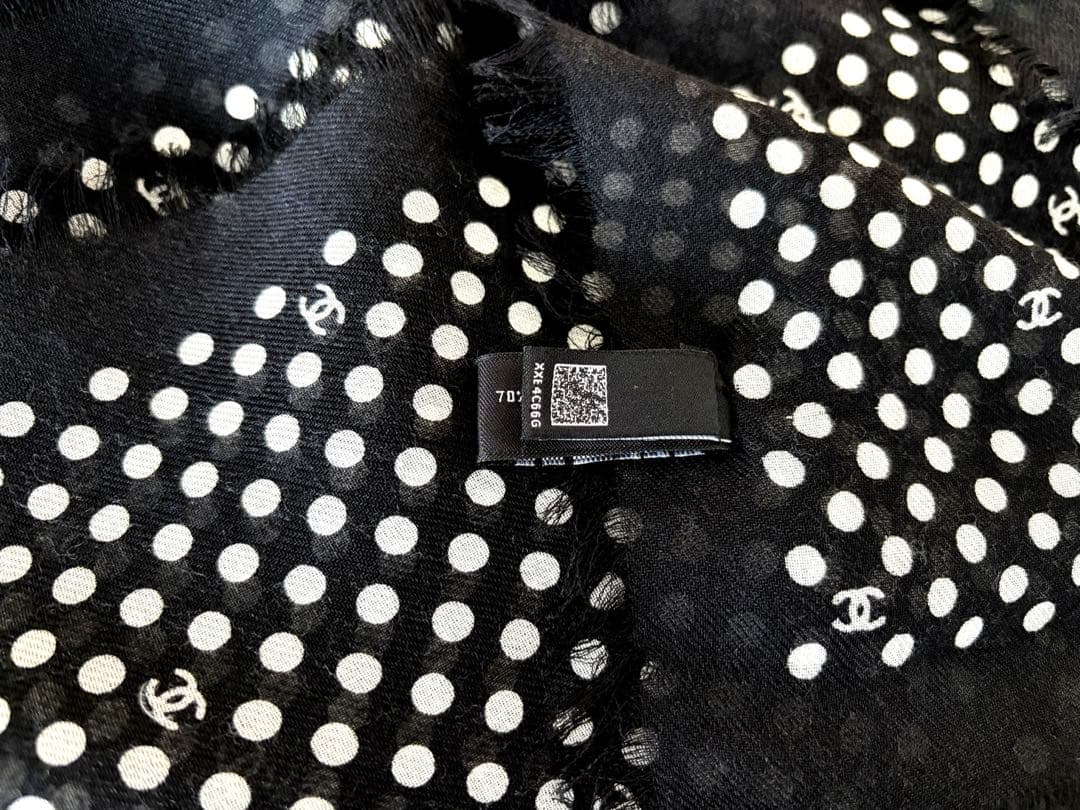 美品⭐︎ CHANEL ⭐︎2024(春夏)シャネル ドット柄 大判ストール