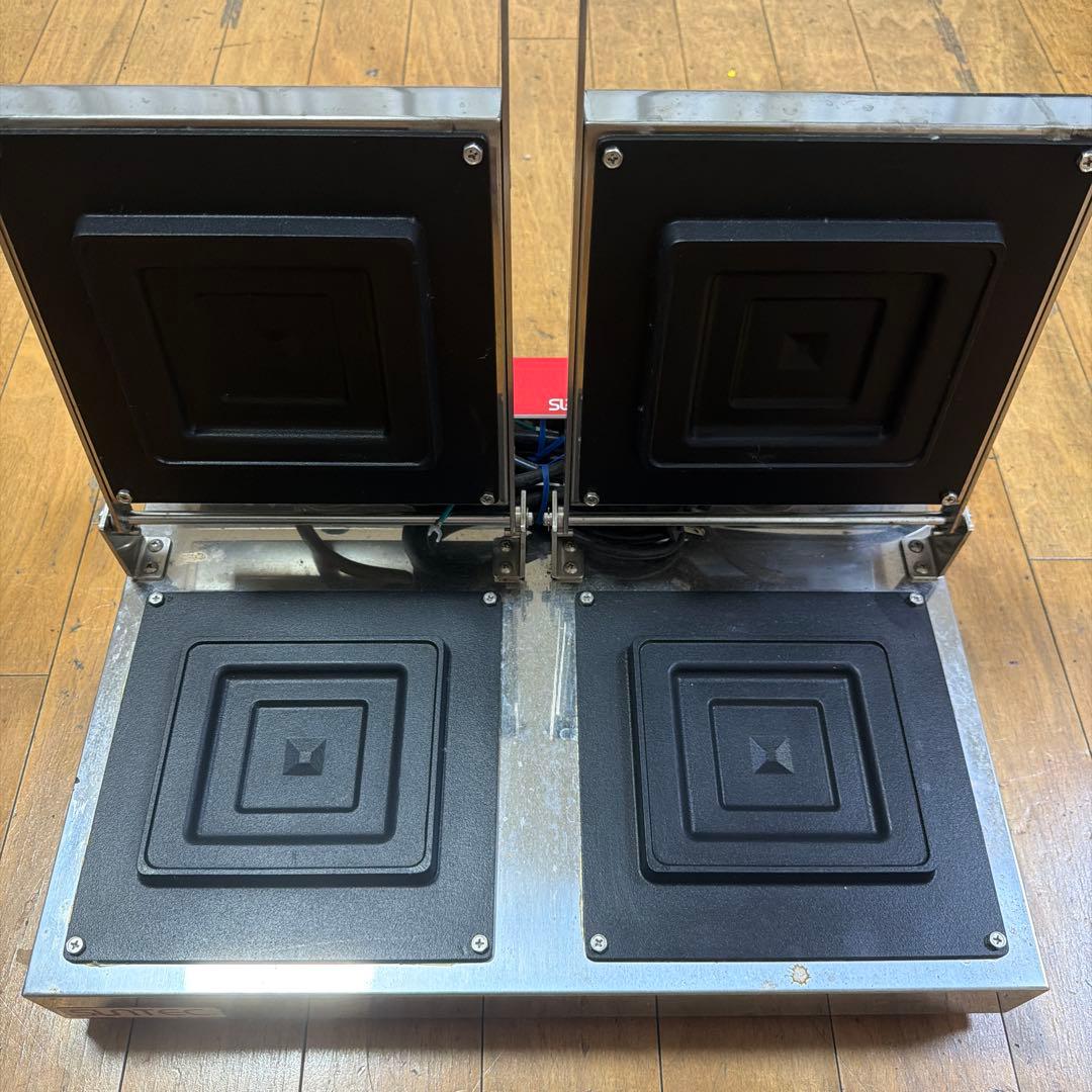 ビックホットサンドメーカー　BHS-2