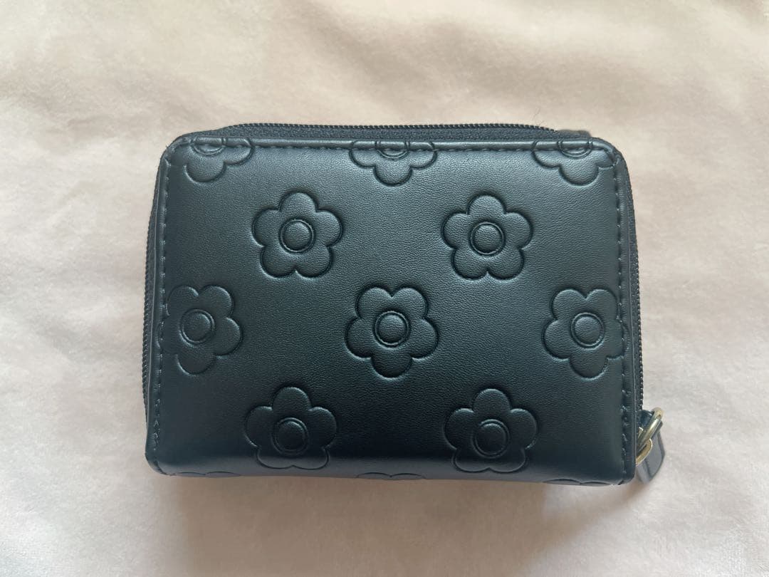 MARY QUANT ブラック三つ折り財布