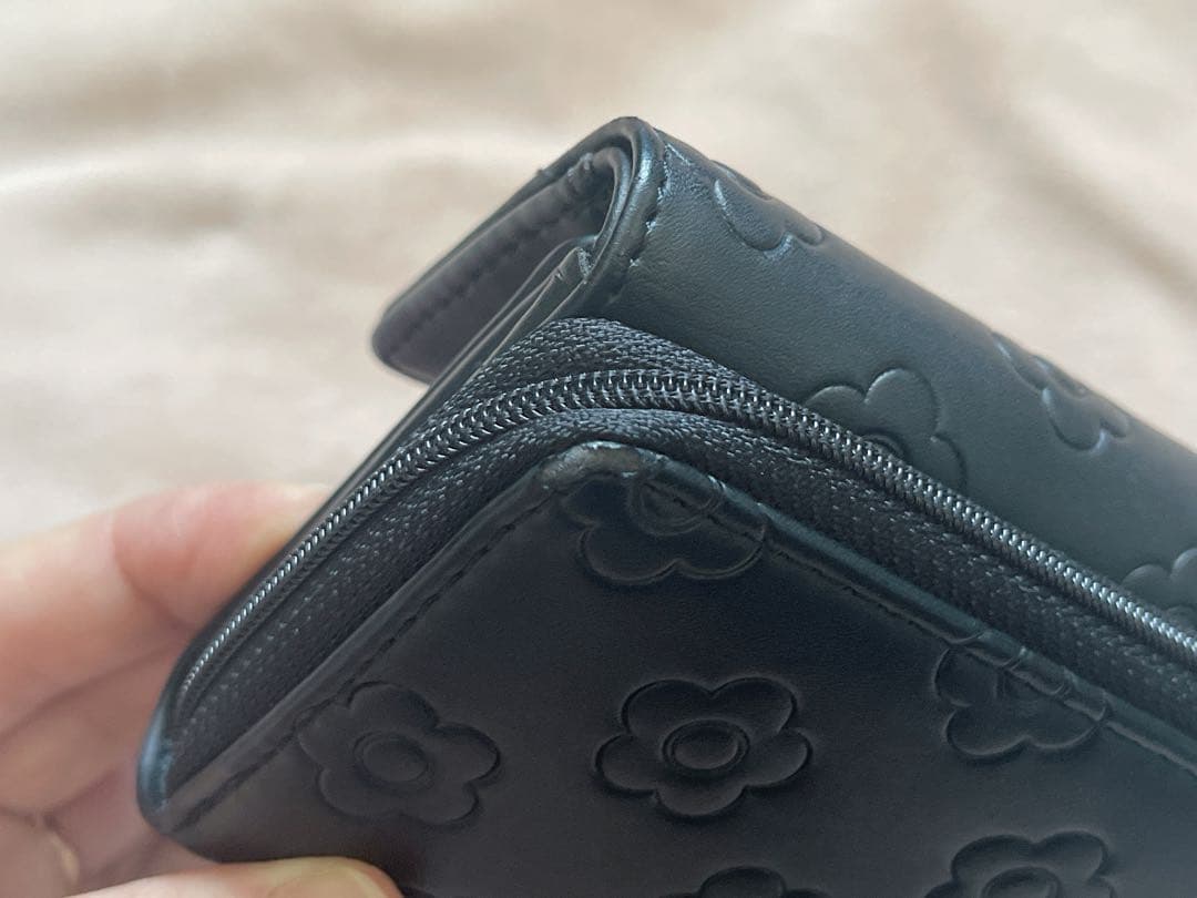 MARY QUANT ブラック三つ折り財布