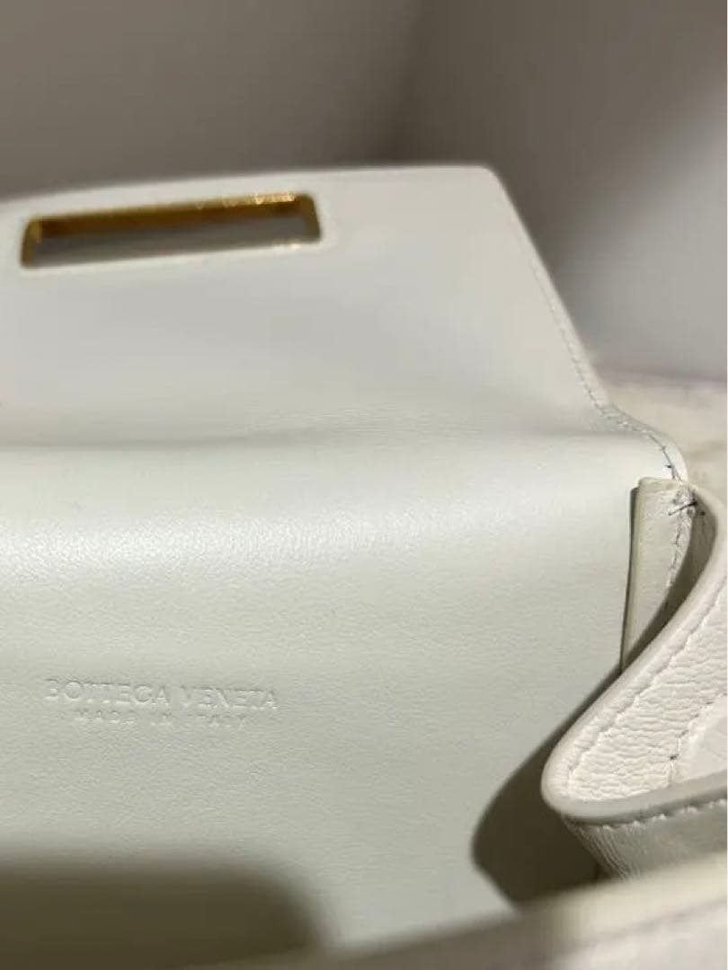 Bottega Veneta ウエストポーチ　ボディバッグ　ホワイト