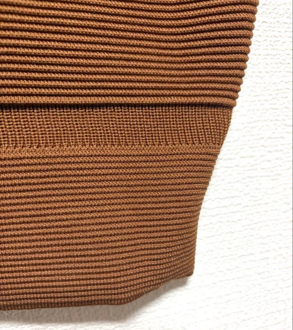 新品　モラビトプルミエ　軽量ニットカットソー　38