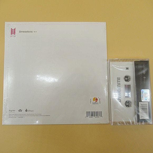 BTS 防弾少年団　公式　Dynamite レコード&カセットテープ 海外限定品