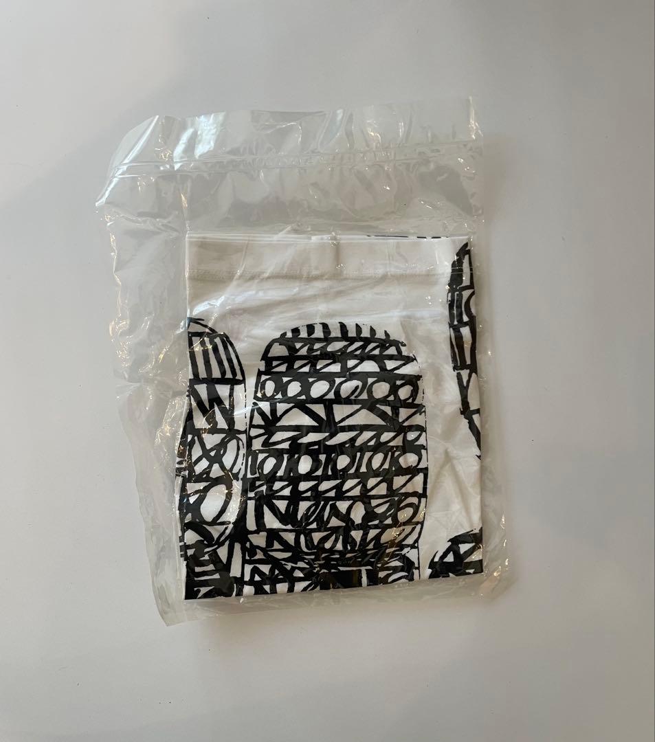 コムデギャルソン　2500個限定パルファムTシャツ　Mサイズ　PARFUMS