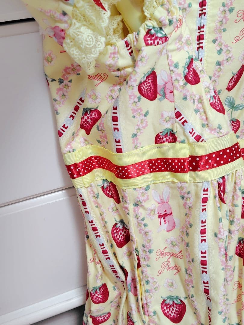 ワンピース Angelic Pretty Little Bunny Strawberry