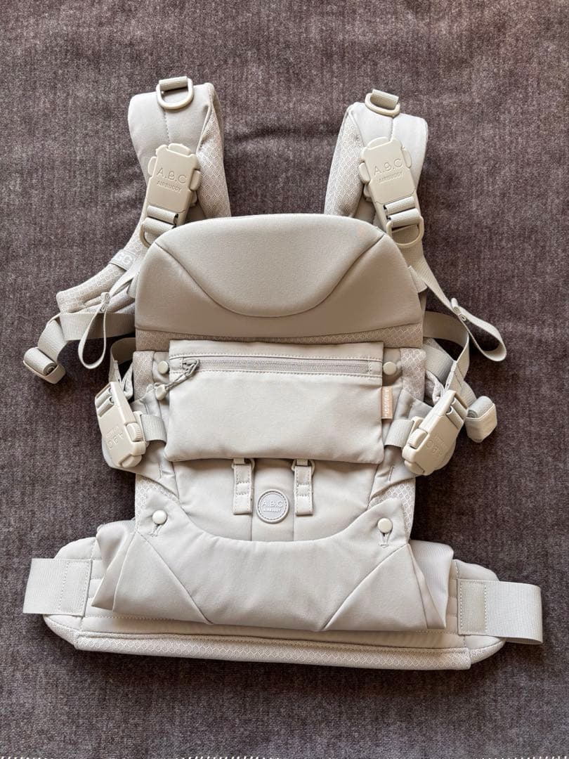 【美品】 エアバギー だっこ紐 赤ちゃん サンドアッシュ